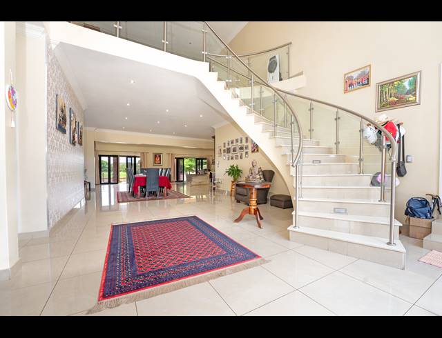 4 BEDROOM HOUSE FOR SALE IN BLUE VALLEY GOLF ESTATE